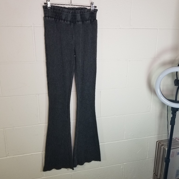 Free People Movement On the Go gray waffle thermal flare pants - Picture 13 of 13